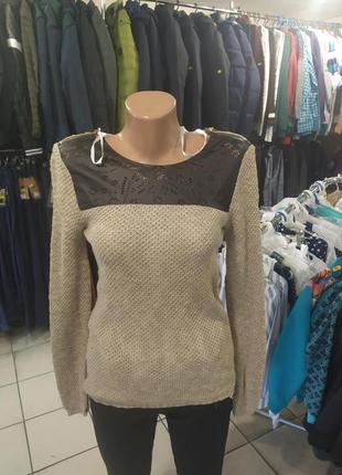 Жіночий светр.2 фото
