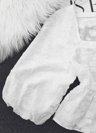 Біла коротка блуза / топ з фактурної тканини mint velvet ...4 фото