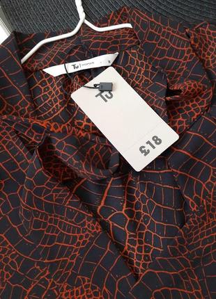 Шикарная блузка с завязками на шее tu4 фото