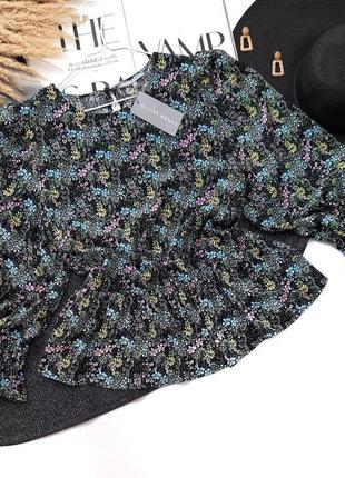 Дизайнерська блузка в квітковий принт преміум класу oliver bonas1 фото
