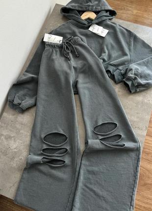 Варений костюм zara з рваностями! виварений