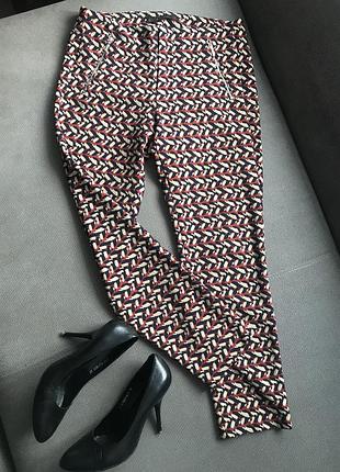 Узкие укорочённые брючки zara