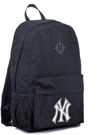 Чоловічий універсальний рюкзак чорний середнього розміру з мод...
