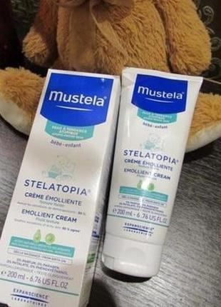 Mustela stelatopia 200 мл. в наявності