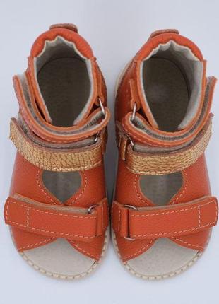 Ортопедичне взуття з каблуком томаса kena;2 фото