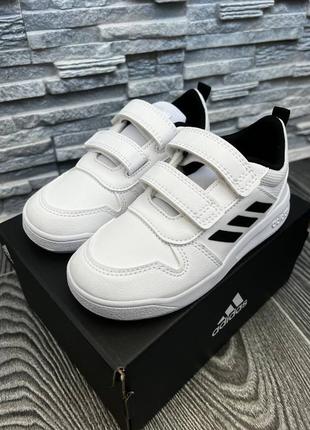 Кроссовки adidas tensaur 26.5p