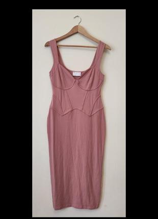 Красиве літнє плаття