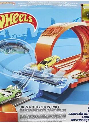 Чемпіон за крутими трюками в ігровому наборі hot wheels