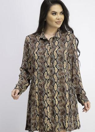 Платье-рубашка bershka в змеиный принт рептилия мини на пуговицах вискозное женское4 фото