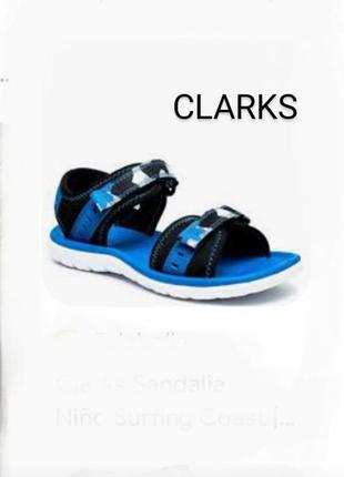 Босоніжки сандалі бренду clarks surfing wave принт мілітаріuk 10,5 eur 28