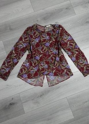 Бордовая блуза в цветочный принт на запах1 фото