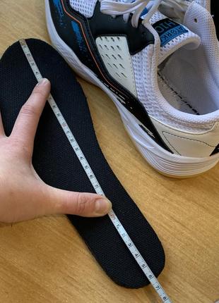 Новые кроссовки для гандбола от decathlon серии atorka h1008 фото