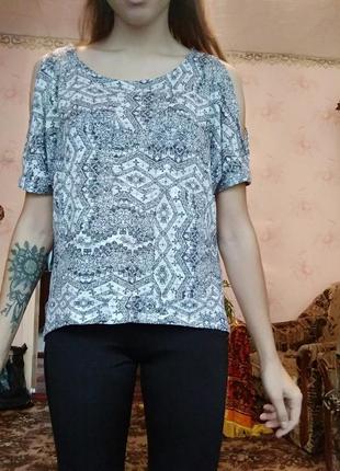 Футболочка