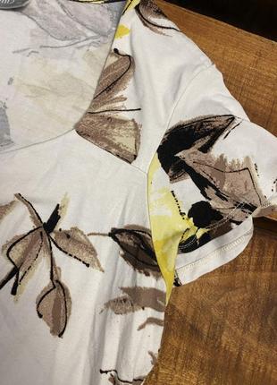Женская футболка в цветочный принт wallis (воллис 3хлрр идеал оригинал разноцветная)6 фото