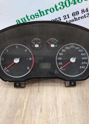 4m51-10849 щиток приладів (приладна панель) ford focus 2/c-max...