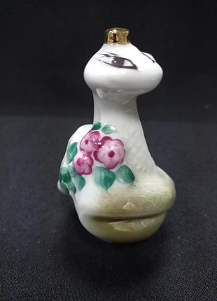 Статуэтка / фигурка "змея царевна" коростенский фарфор  ручная работа 2001.