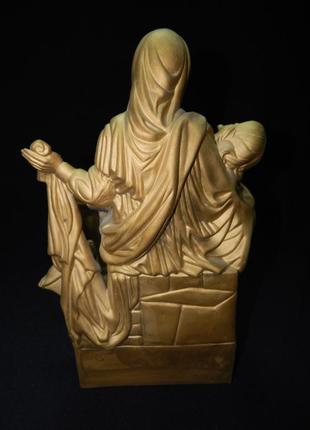 Скульптура / статуетка / фігурка " п'єта "оплакування христа ісуса" коростенський фарфор " "бісквіт-бронза".4 фото