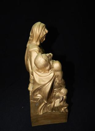 Скульптура / статуетка / фігурка " п'єта "оплакування христа ісуса" коростенський фарфор " "бісквіт-бронза".2 фото