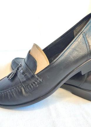 Туфлі жіночі чорні лофери clarks (розмір 40, uk7)4 фото
