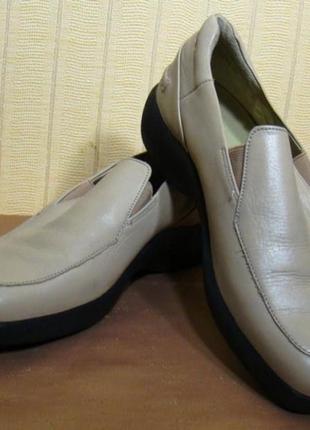 Туфлі clarks (розмір 37)