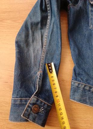 Куртка джинсовая с нашивкой foster's lager levi's size s10 фото