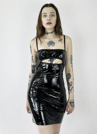 Лакована латексна сукня dollskill