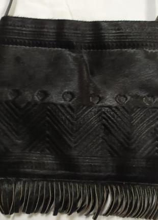 Винтажная стильная кожаная сумочка  с бахромой и натуральным мехом2 фото