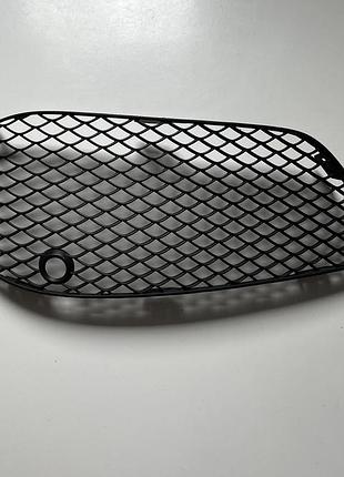 Решітка передня ліва mercedes w205 c-klass amg 14-18p. a205885...