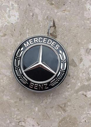 Mercedes емблема logo на капоті чорний mercedes ємблема logo н...