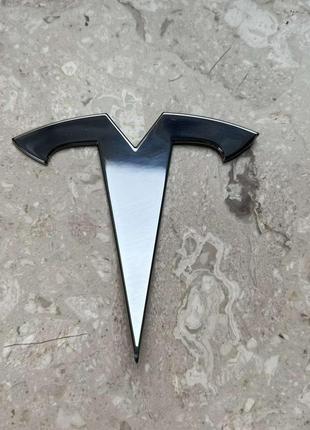 Емблема tesla