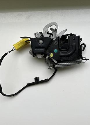 Замок капоту правий bmw g30 g31 g15 f90 f91 7347411
