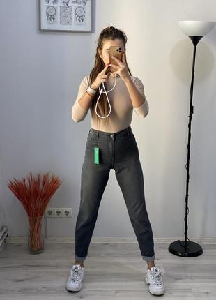 Джинсы серые n&m