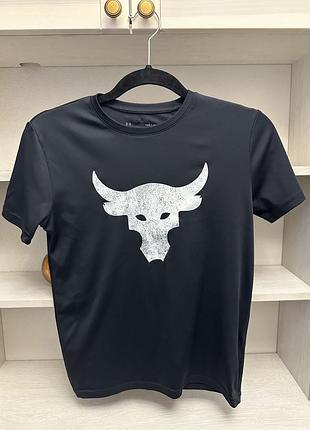 Футболка under armour