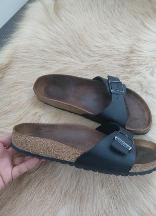 Ортопедические шлепанцы birkenstock