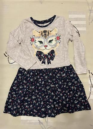 Сукня для дівчинки