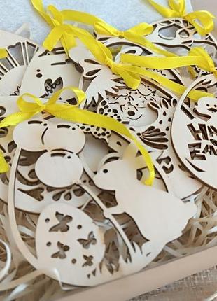 Подарунковий набір до свята великдня. набір пасхальних декорат...