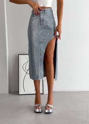 Женская джинсовая юбка миди с вырезом разрезом