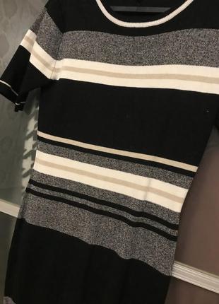 Платье в рубчик