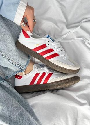 Женские кроссовки белые с красным adidas samba og 'white scarlet'