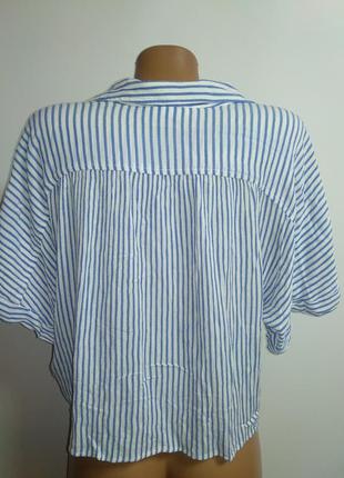 Укороченная рубашка с узлом на талии9 фото