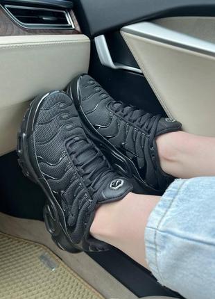 ➡️ astronomy nike air max tn plus triple black