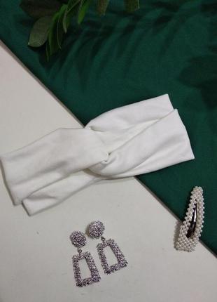 Стильна тепла трикотажна пов'язка на голову, чалма