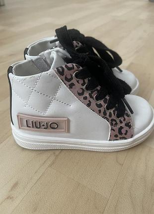Кроссовки высокие кожаные liu jo