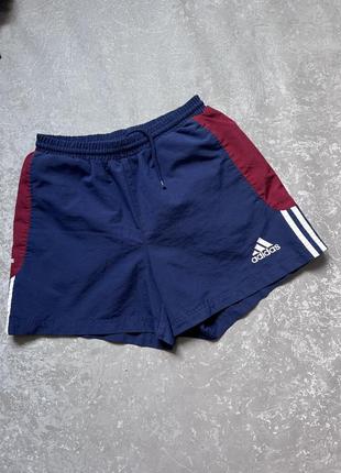 Вінтажные шорты adidas1 фото