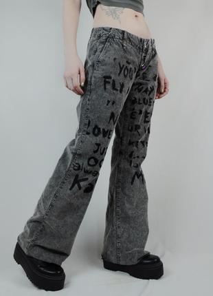 Брюки fornarina вельветовые клеш прямые широкие джинсы италия принт рисунок винтаж винтажные в стиле miss sixty италия7 фото