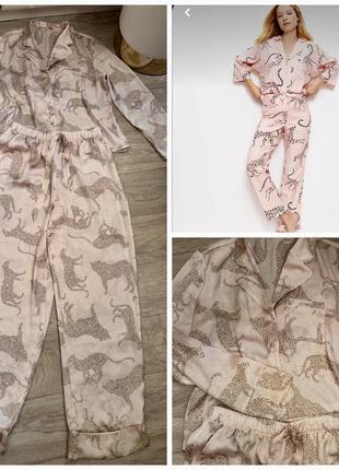 Продам сатиновую пижаму в принте