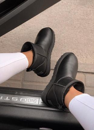 Женские чёрные угги ugg mini leather black
