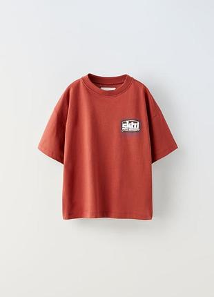 Футболка zara для парня