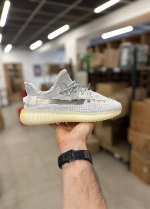 Кроссовки adidas yeezy3 фото