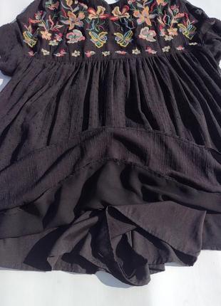 Красиве чорне плаття ромпер із квітковою вишивкою zara9 фото